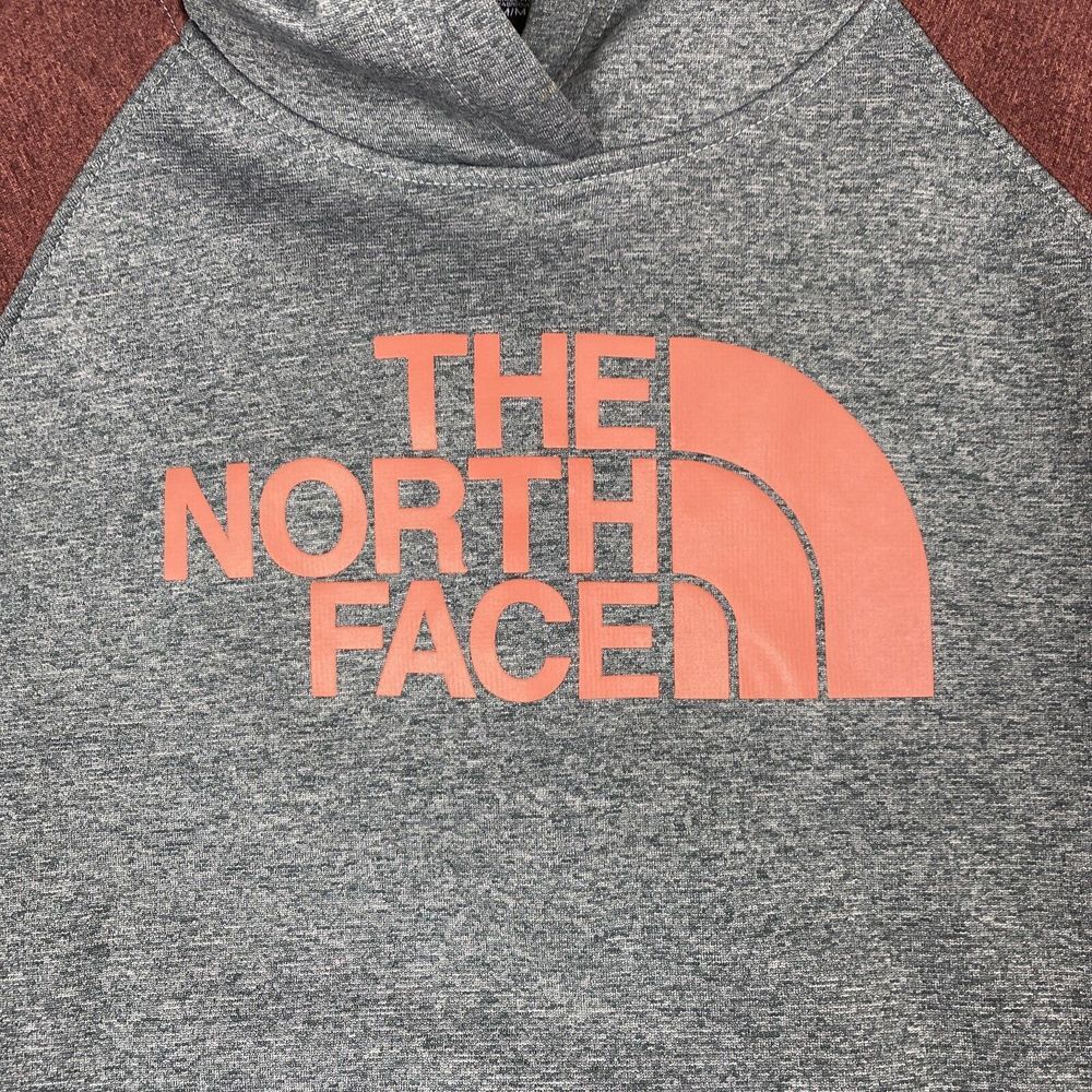 The North Face Hoodie Sweatshirt Women Size Medium Gray/ Maroon Pullover - Picture 3 of 8